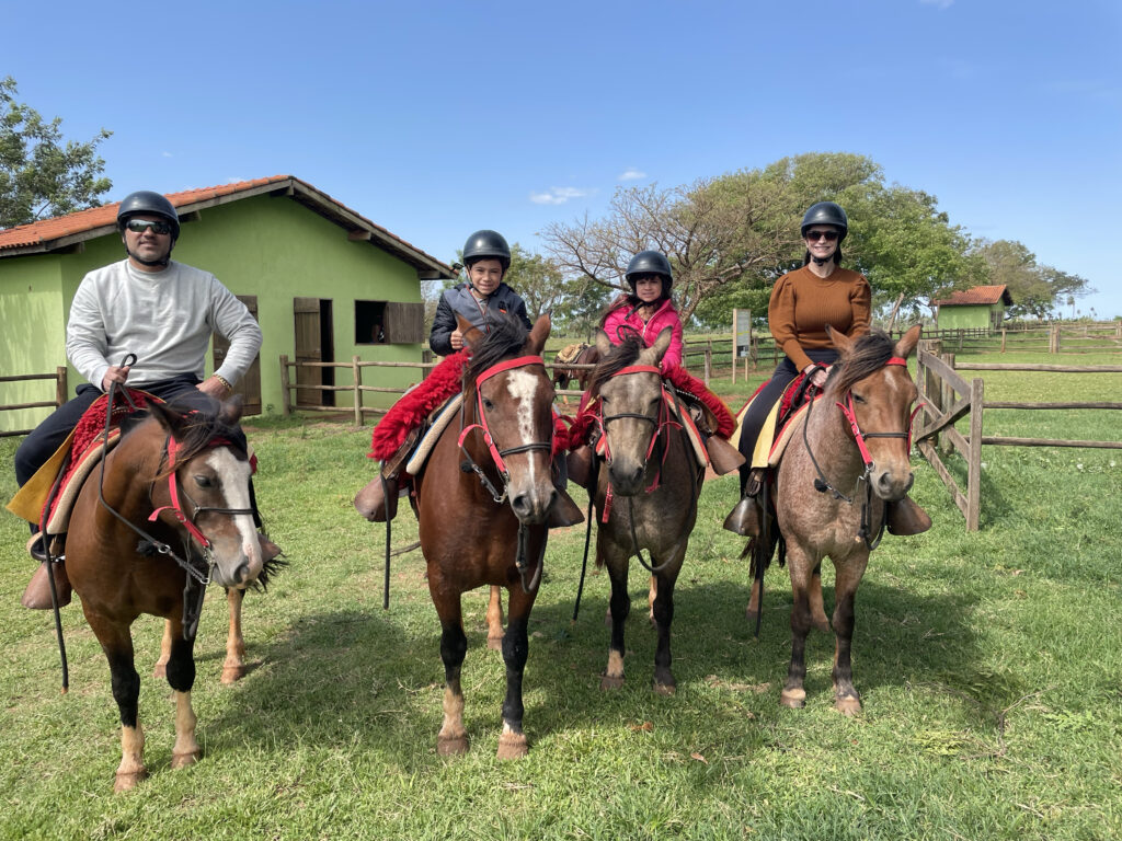 passeio-a-cavalo-rio-da-prata